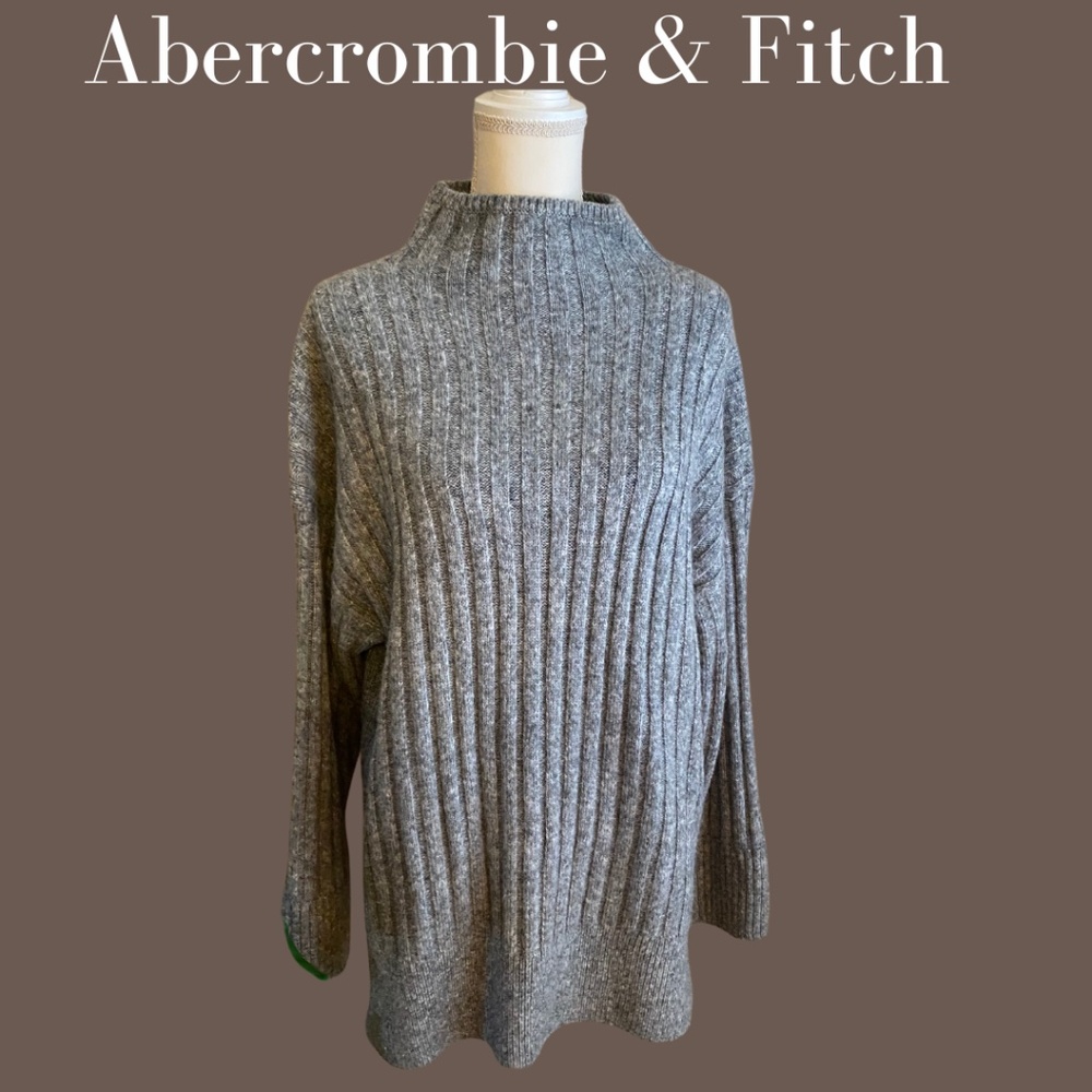 Abercrombie & Fitch Long Length Ribbed Funnel Neck Grey Sweater Medium